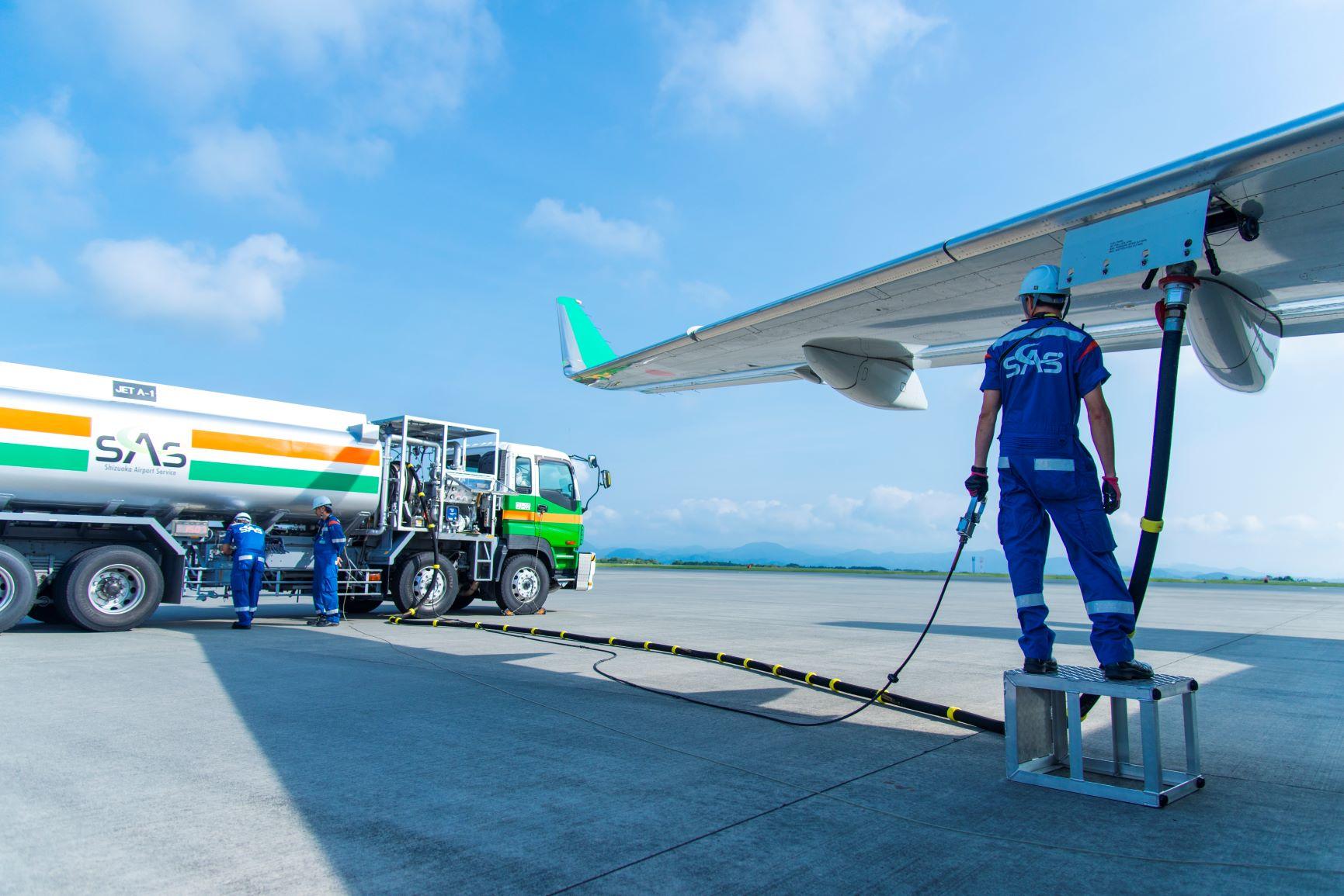 航空機の燃料給油スタッフ募集★名古屋小牧空港【鈴与グループ】